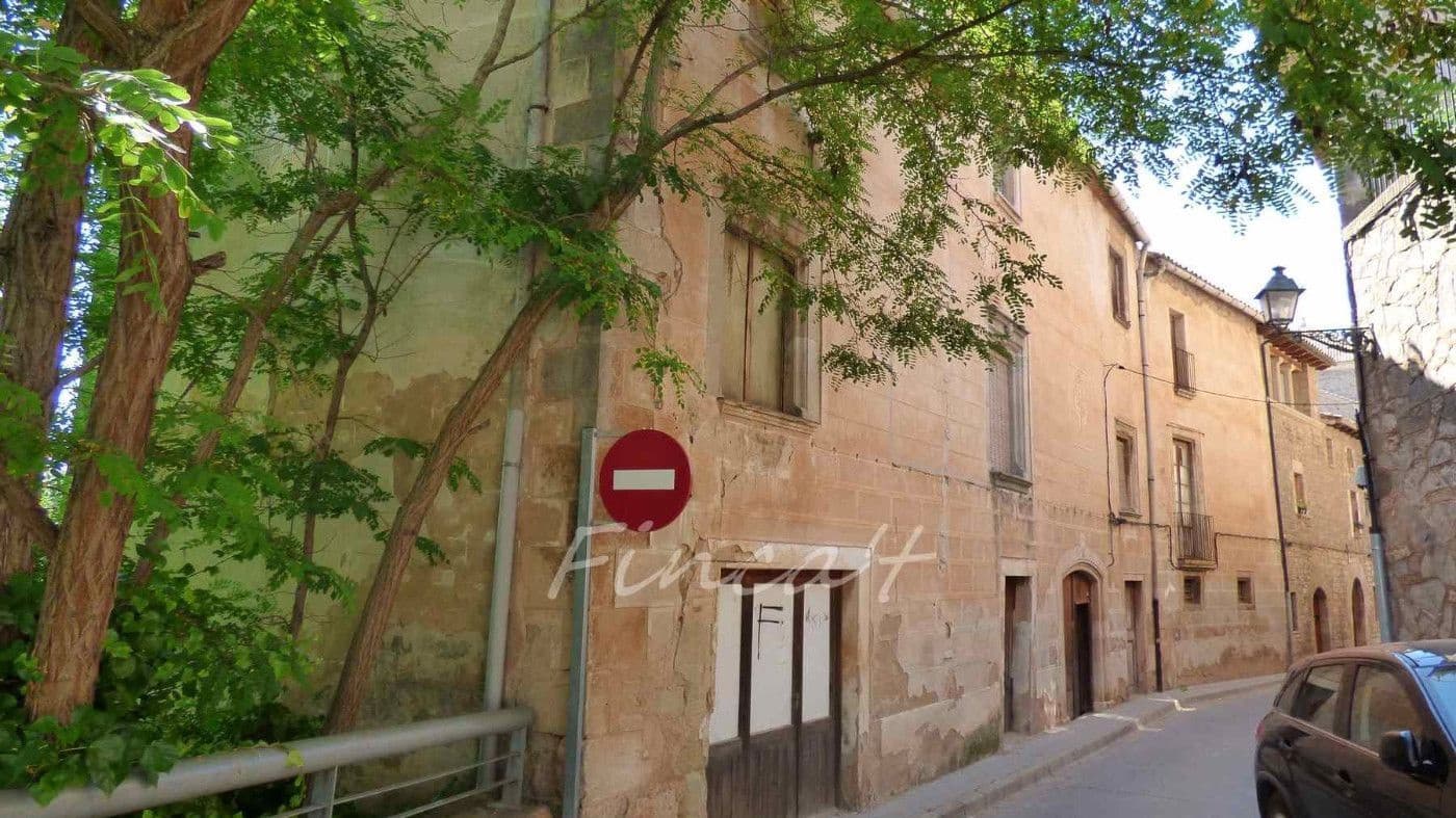 Townhouse for sale in Moia with garage - € 398,000 (Ref: 9420166)