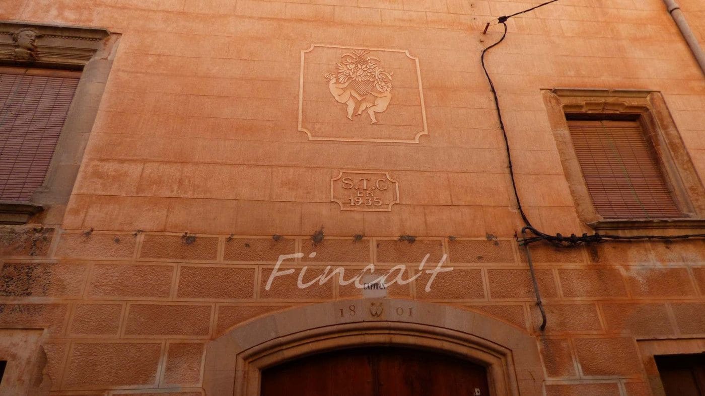 Townhouse for sale in Moia with garage - € 398,000 (Ref: 9420166)