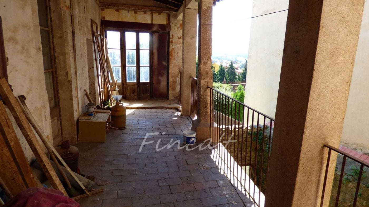 Townhouse for sale in Moia with garage - € 398,000 (Ref: 9420166)