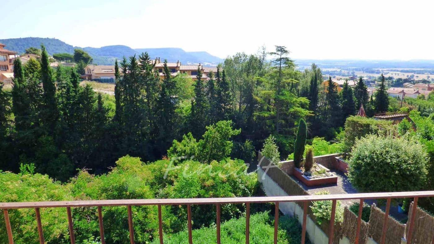 Townhouse for sale in Moia with garage - € 398,000 (Ref: 9420166)