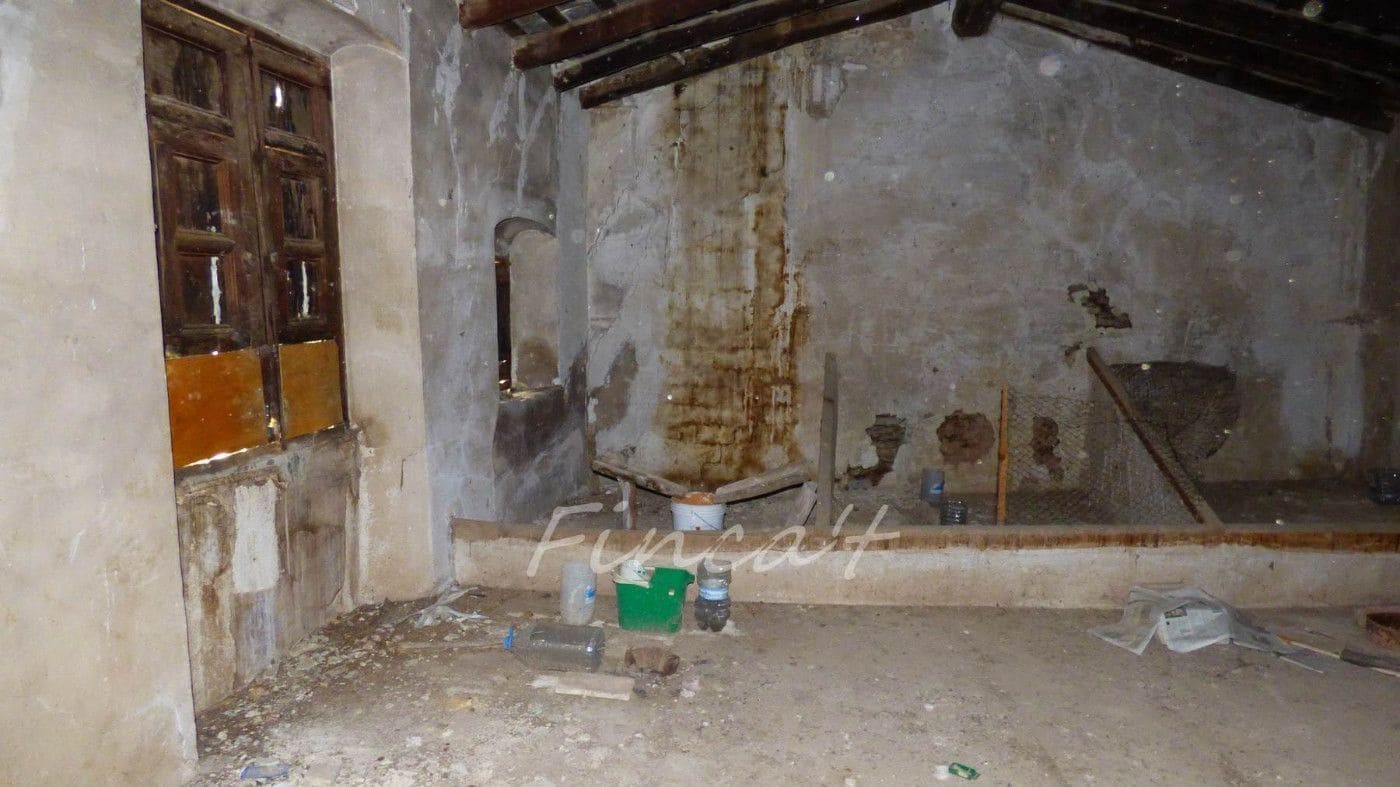 Townhouse for sale in Moia with garage - € 398,000 (Ref: 9420166)