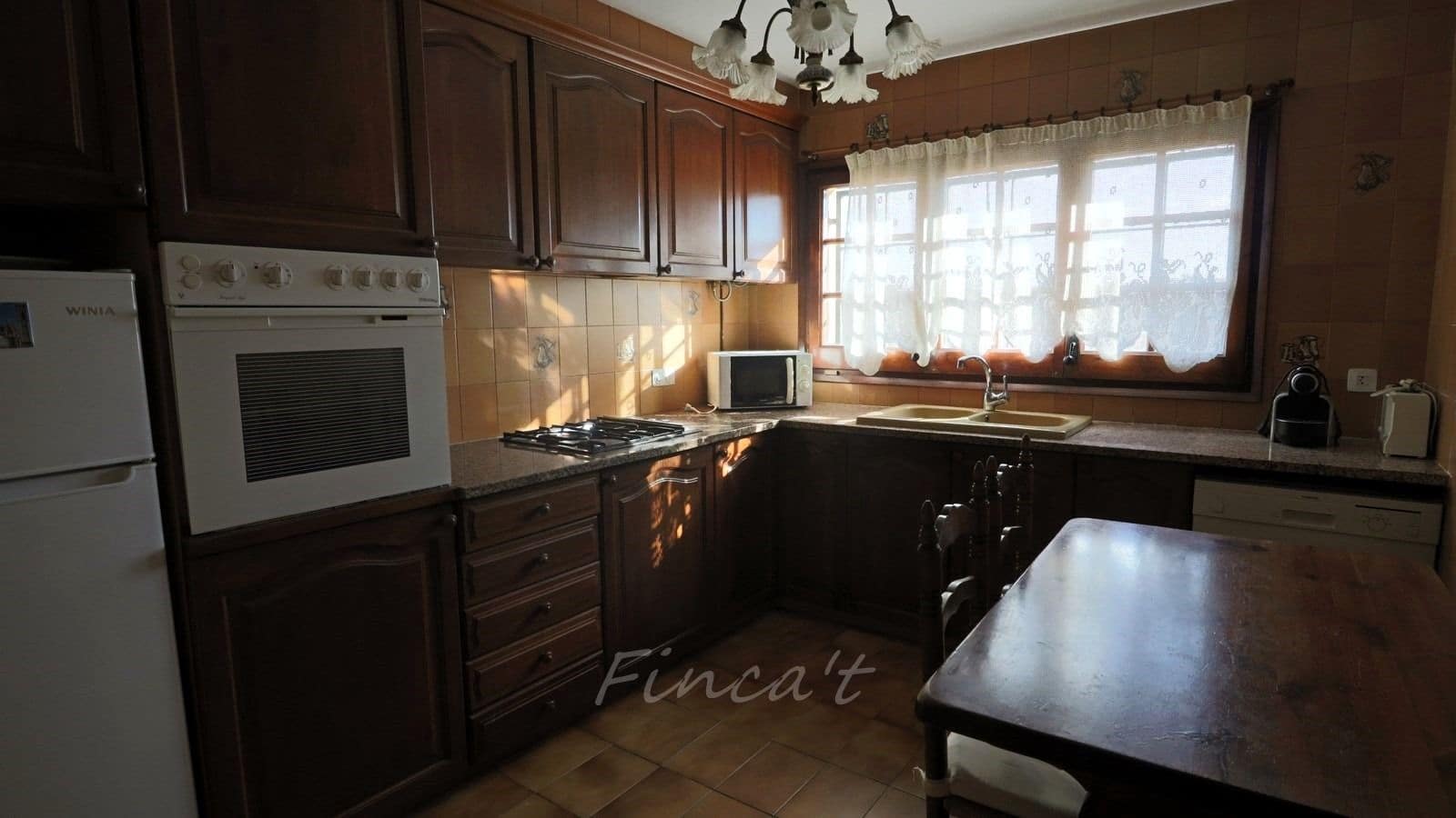 5 bedroom Townhouse for sale in Moia - € 330,000 (Ref: 9420168)