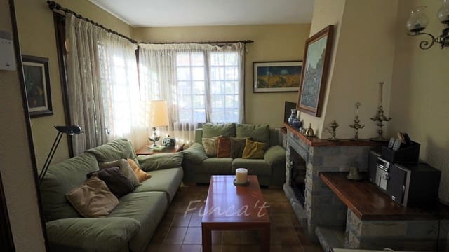 5 bedroom Townhouse for sale in Moià - € 330,000 (Ref: 9420168)