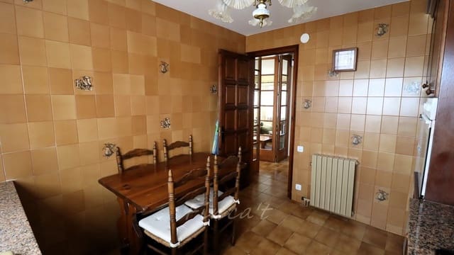5 bedroom Townhouse for sale in Moià - € 330,000 (Ref: 9420168)