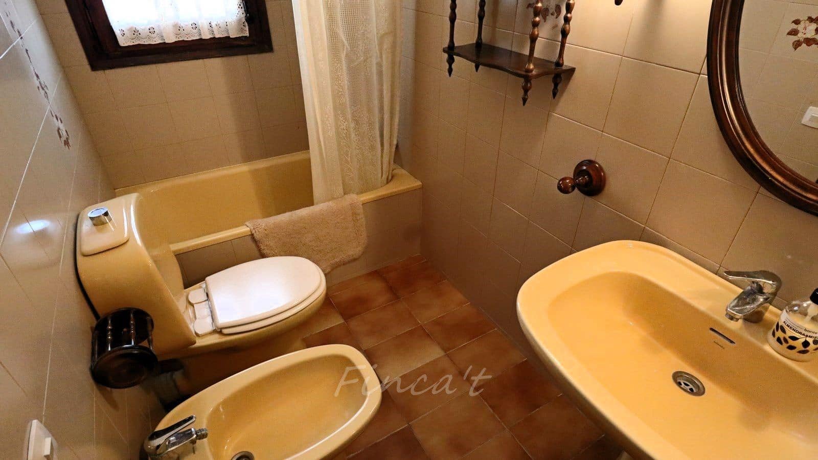 5 bedroom Townhouse for sale in Moia - € 330,000 (Ref: 9420168)