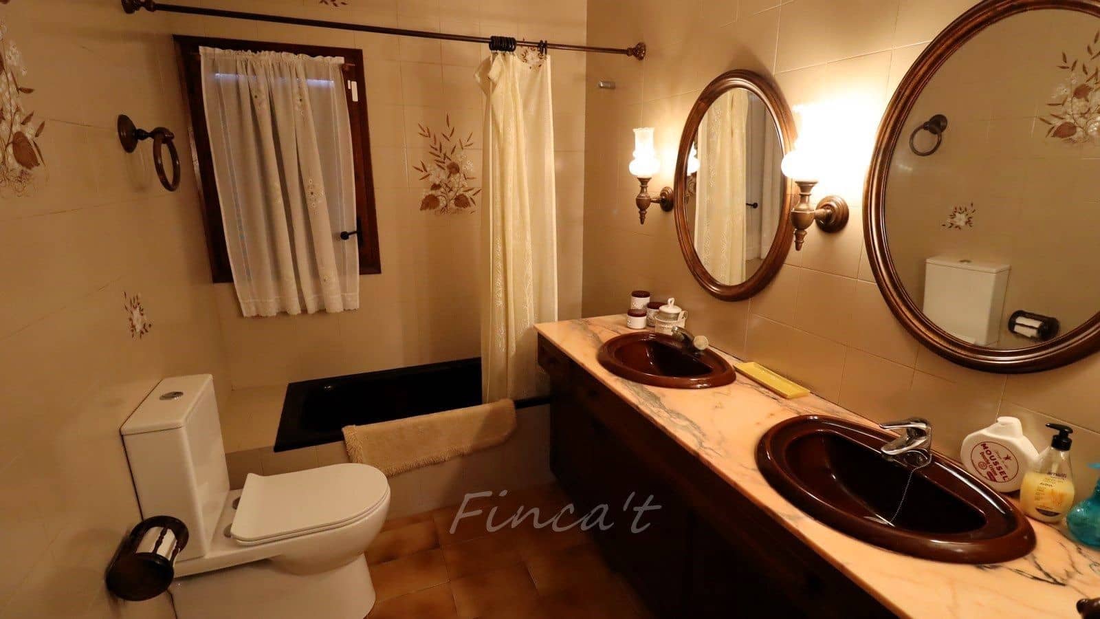 5 bedroom Townhouse for sale in Moia - € 330,000 (Ref: 9420168)