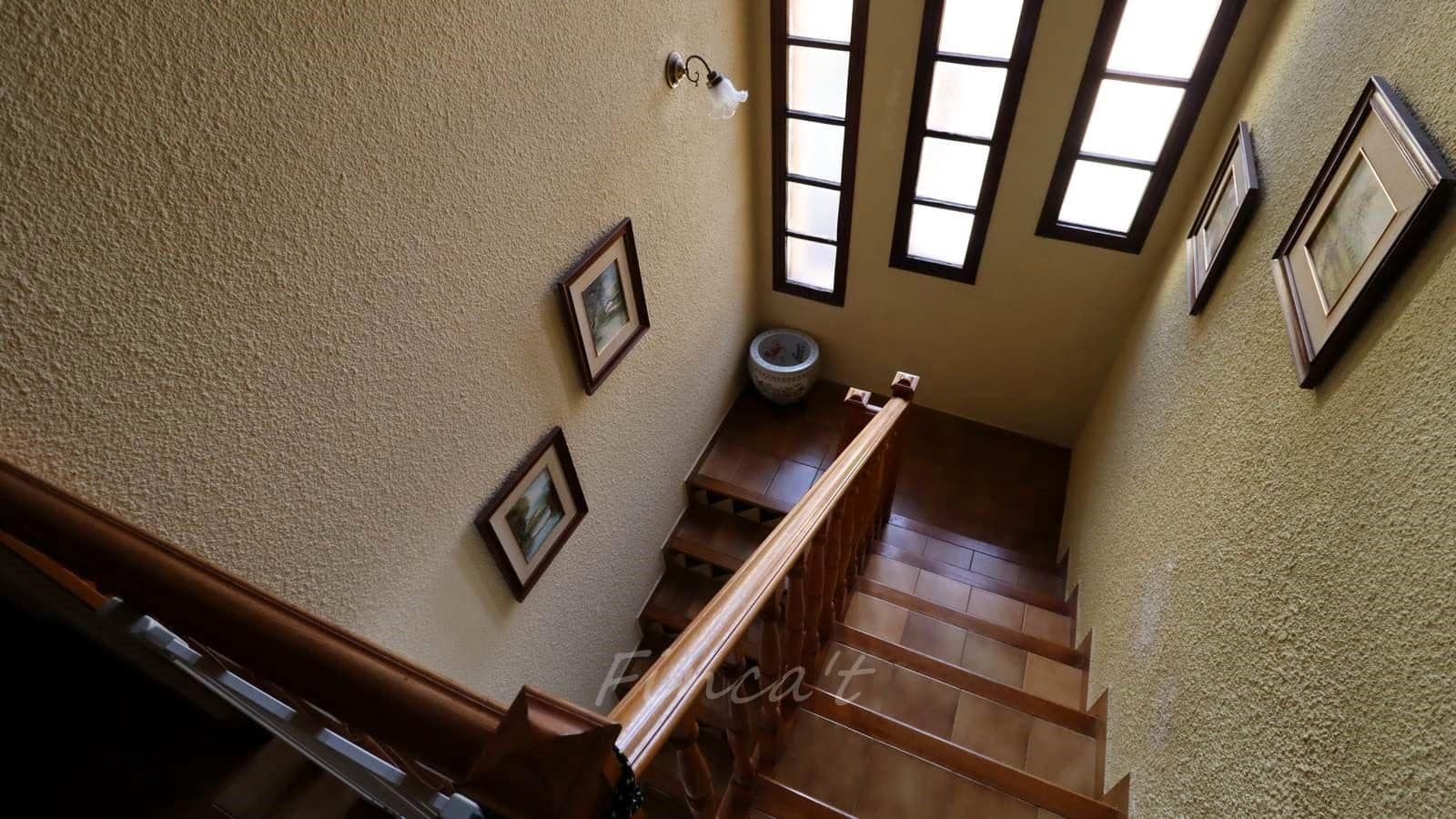 5 bedroom Townhouse for sale in Moia - € 330,000 (Ref: 9420168)