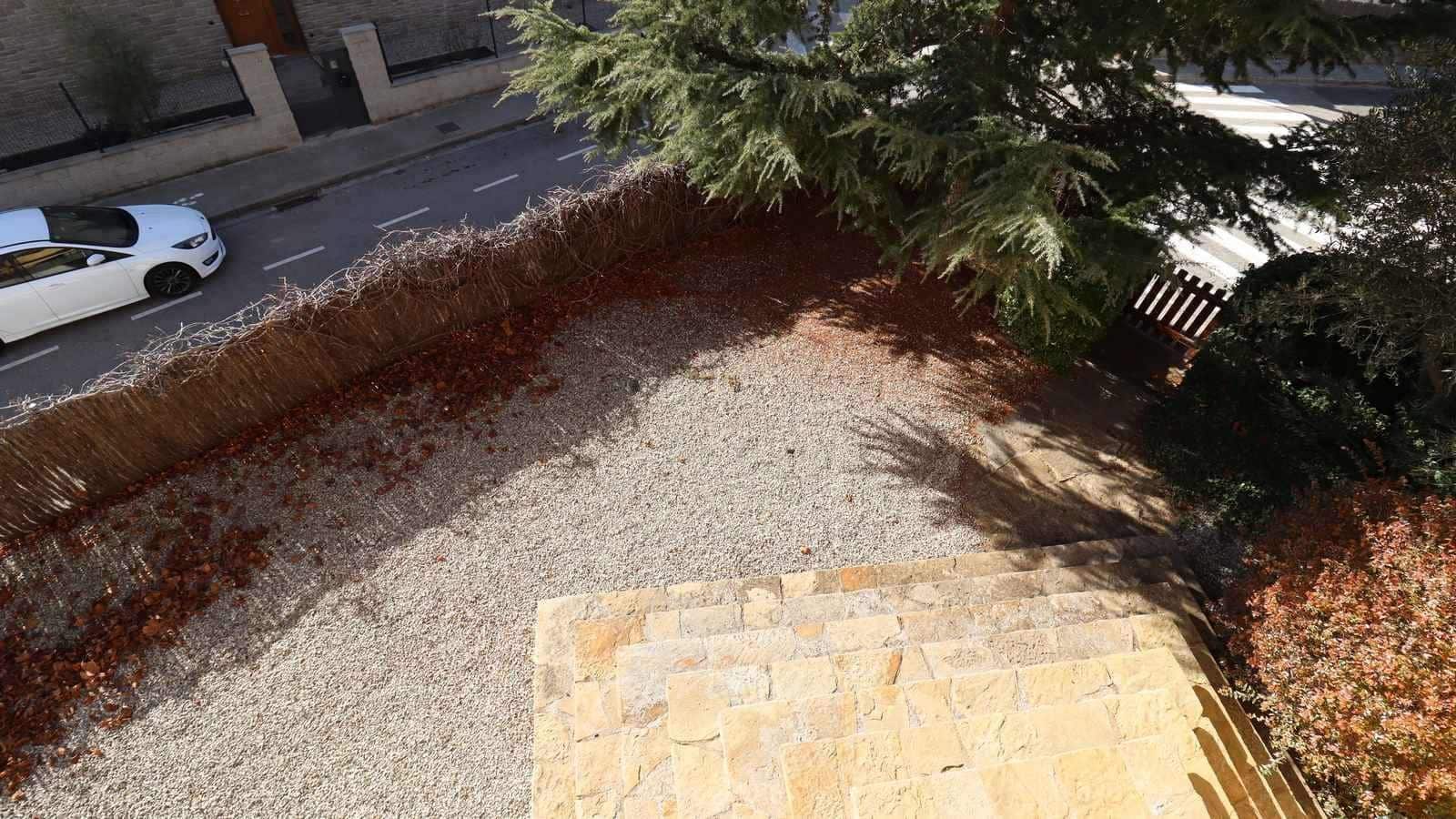 5 bedroom Townhouse for sale in Moia - € 330,000 (Ref: 9420168)