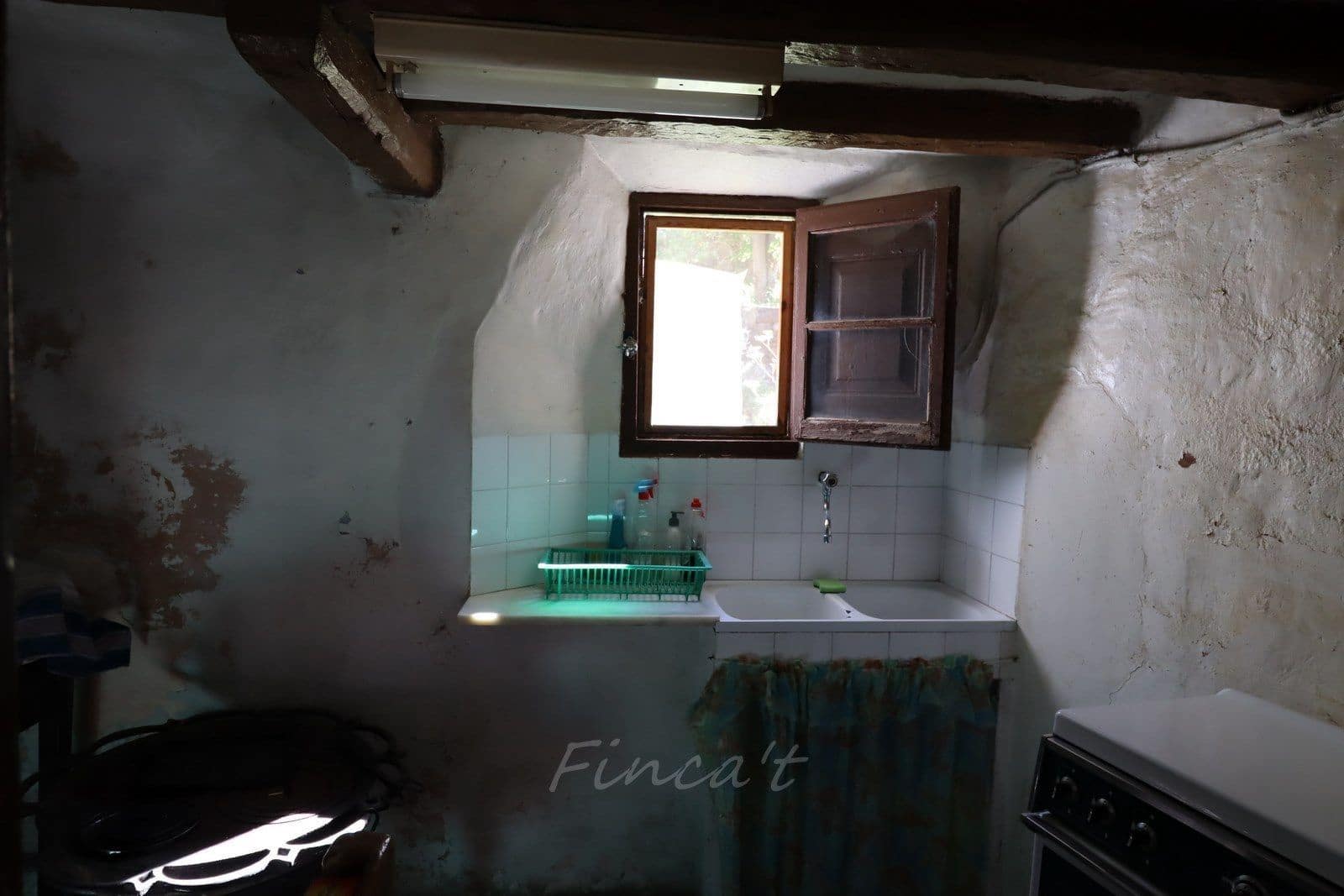 5 slaapkamer Finca/Landhuis te koop in Saldes - € 225.000 (Ref: 9420169)