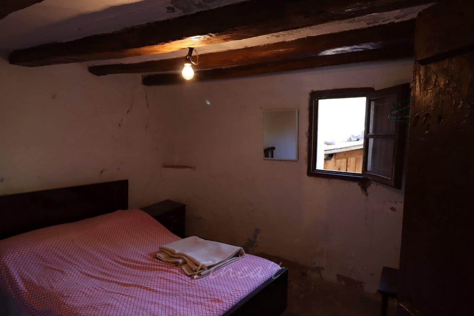 5 slaapkamer Finca/Landhuis te koop in Saldes - € 225.000 (Ref: 9420169)