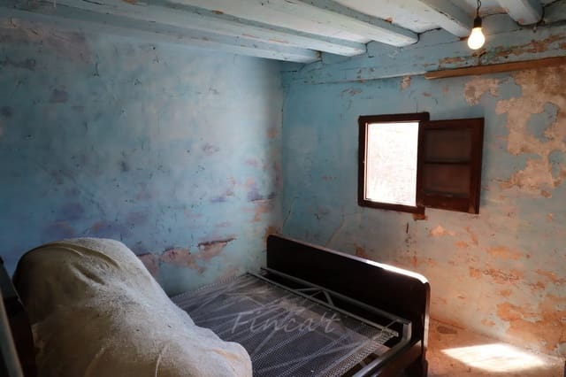 5 slaapkamer Finca/Landhuis te koop in Saldes - € 225.000 (Ref: 9420169)