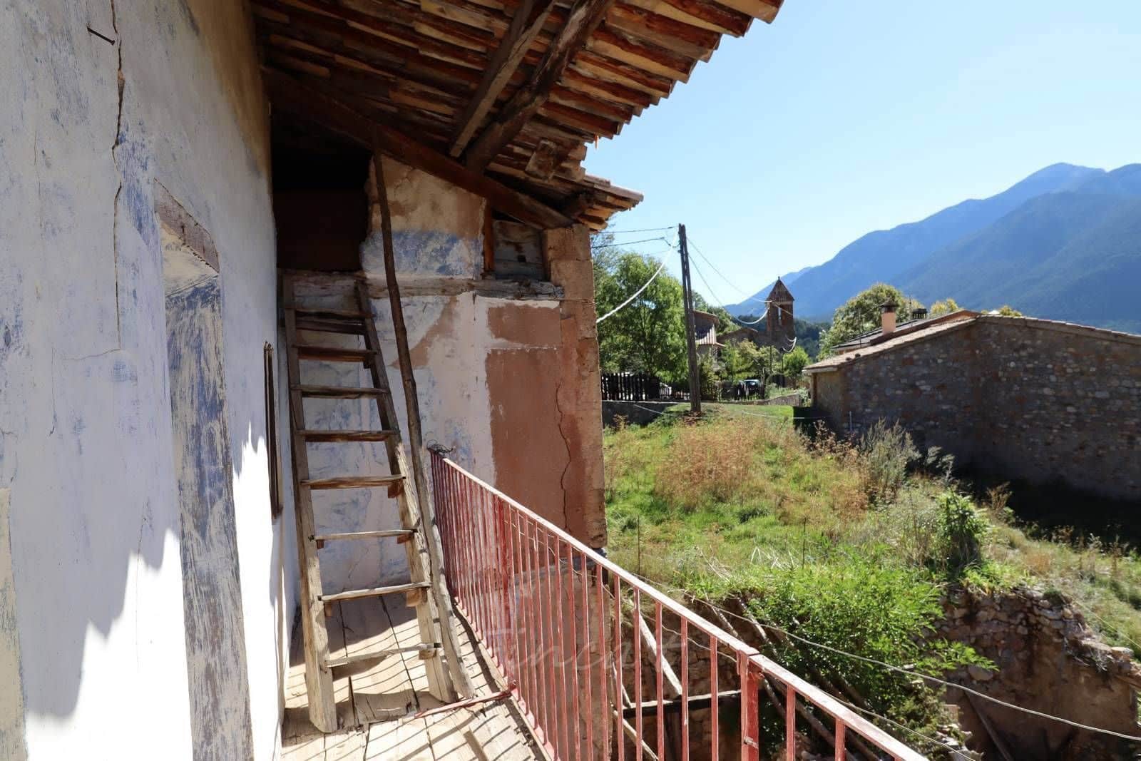 5 slaapkamer Finca/Landhuis te koop in Saldes - € 225.000 (Ref: 9420169)