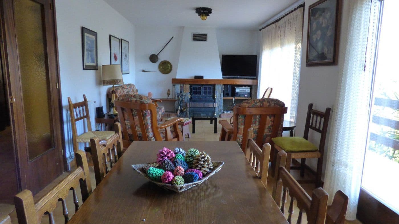 4 bedroom Finca/Country House for sale in Sant Quirze Safaja with garage - € 398,000 (Ref: 9420175)