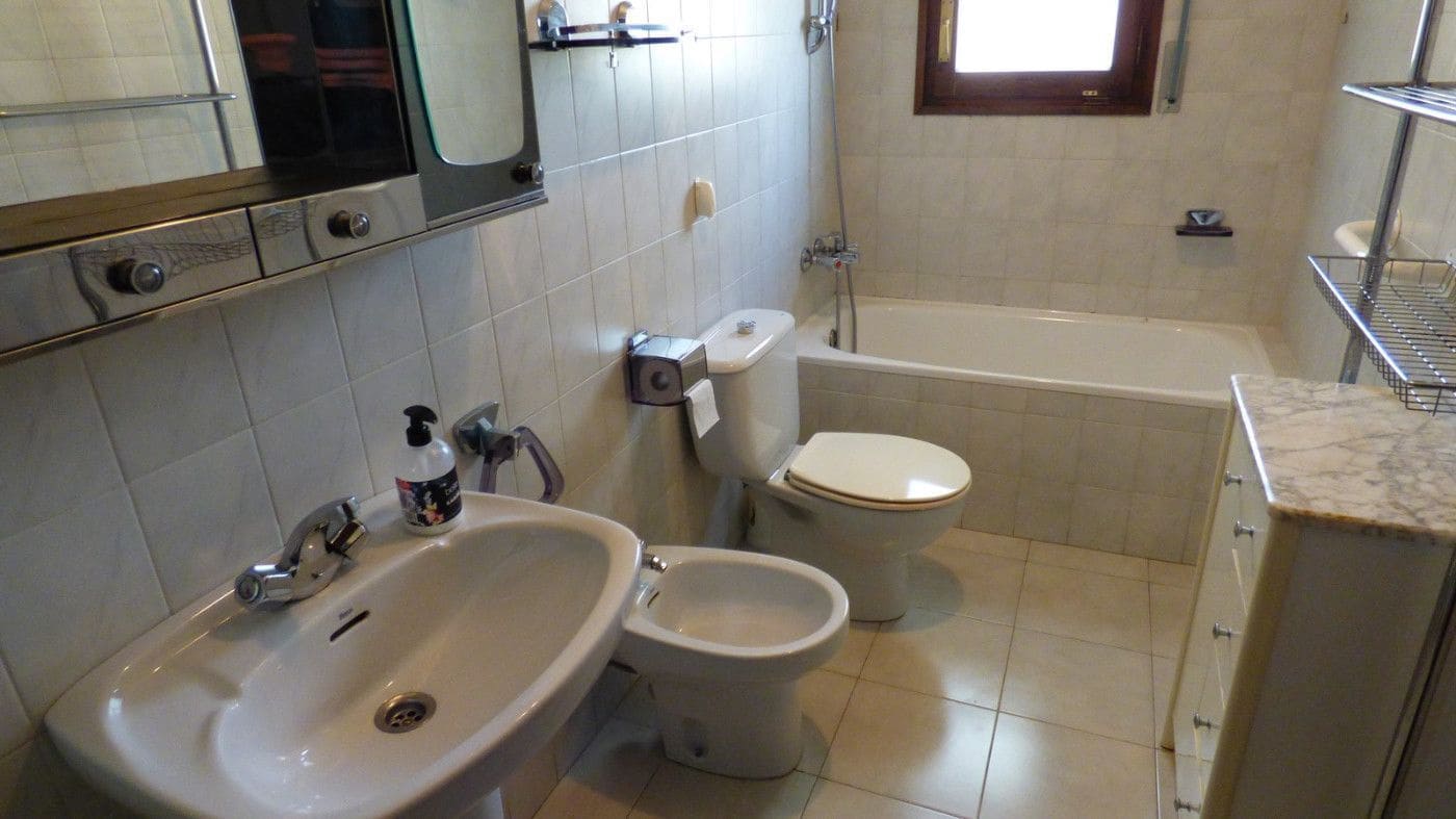 4 bedroom Finca/Country House for sale in Sant Quirze Safaja with garage - € 398,000 (Ref: 9420175)