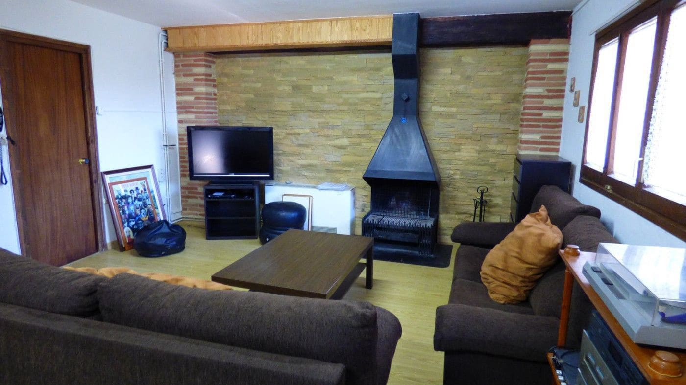 4 bedroom Finca/Country House for sale in Sant Quirze Safaja with garage - € 398,000 (Ref: 9420175)