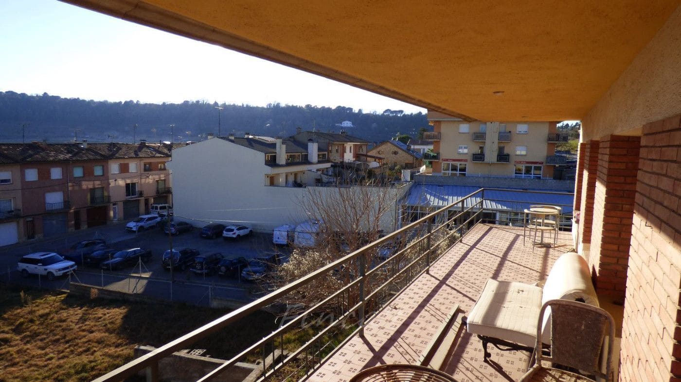 6 bedroom Villa for sale in Moia with garage - € 290,000 (Ref: 9420176)