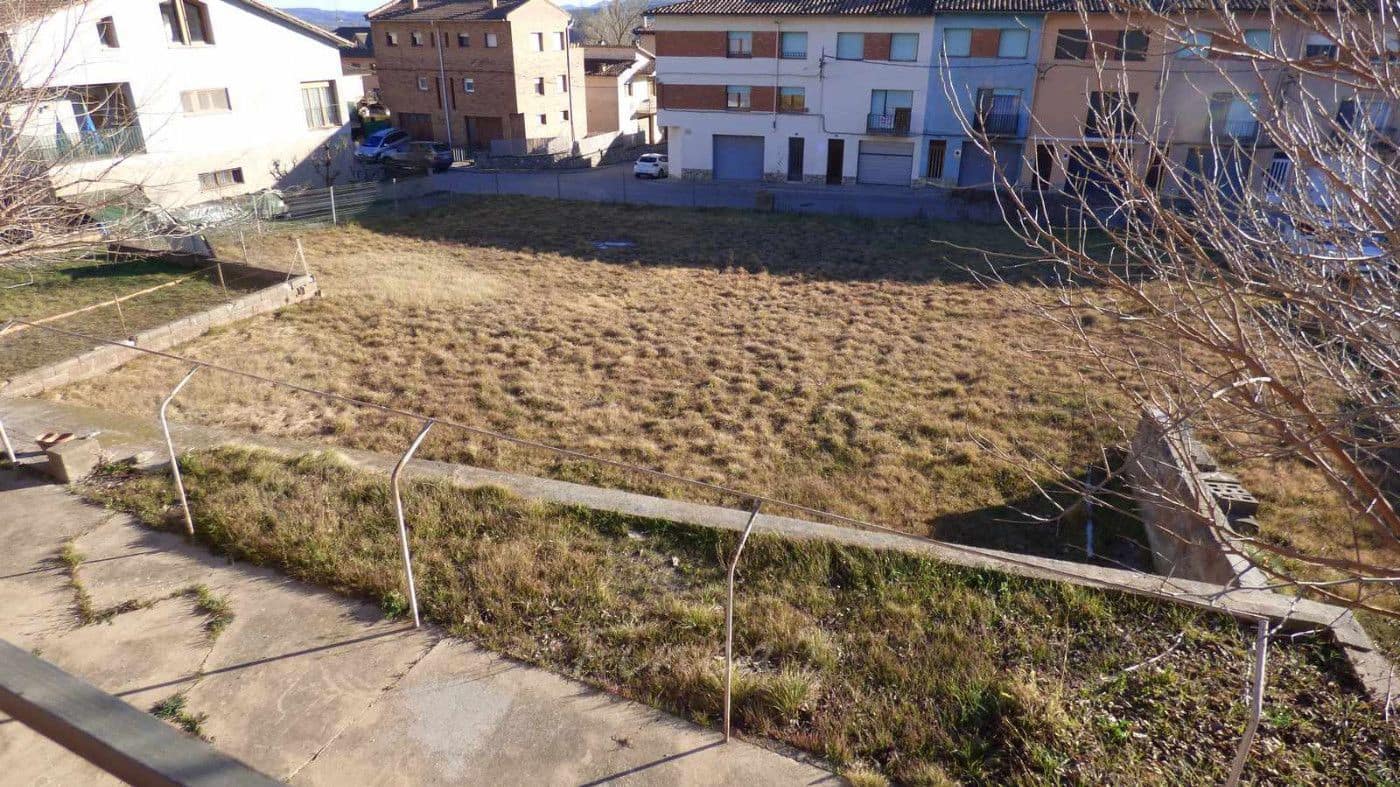 6 bedroom Villa for sale in Moia with garage - € 290,000 (Ref: 9420176)