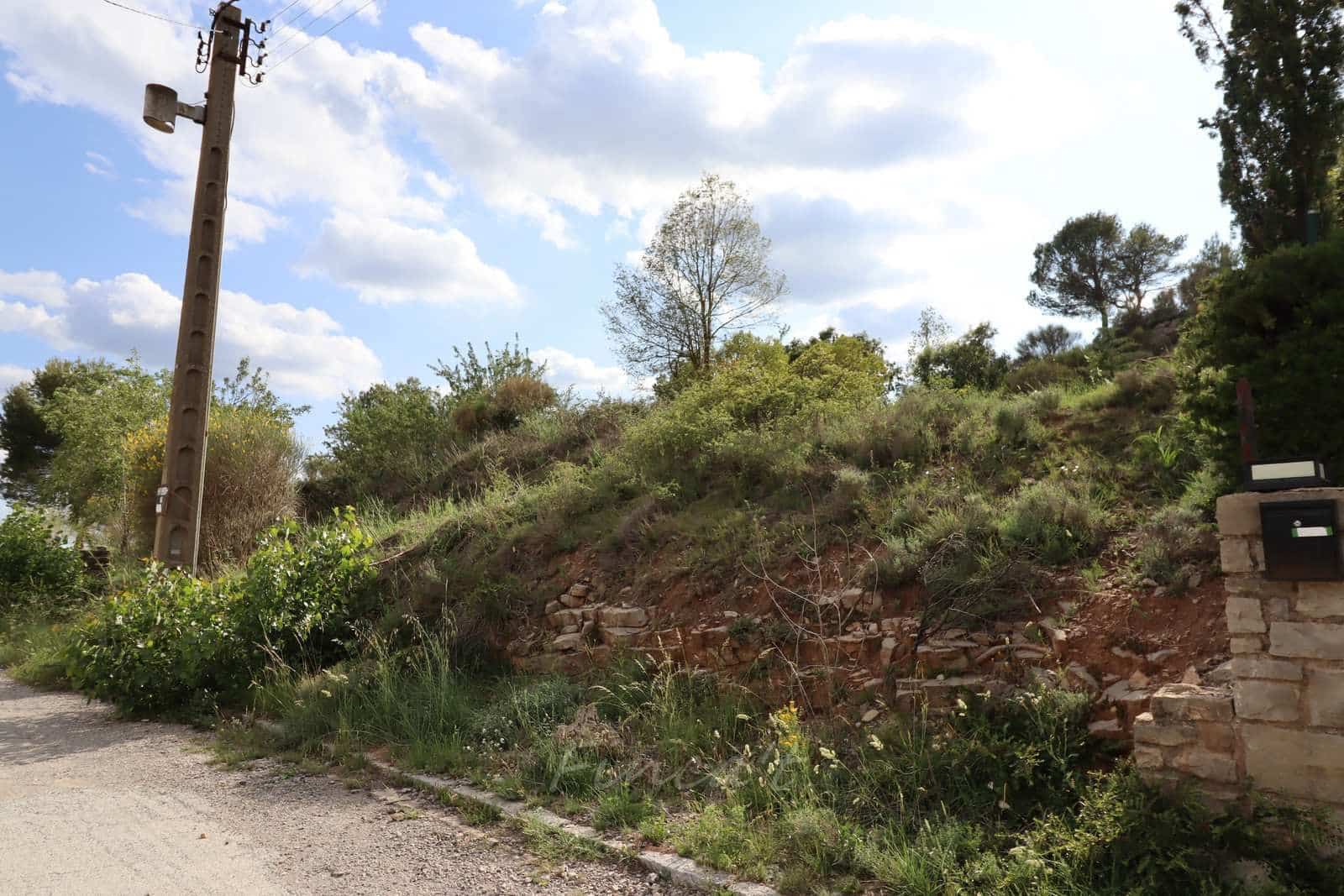 Terre non Aménagée à vendre à Moia - 90 000 € (Ref: 9420179)