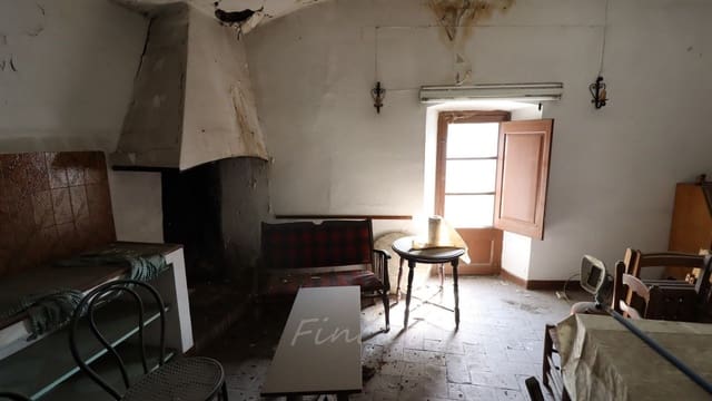 Byhus til salg i Moià - € 210.000 (Ref: 9420194)