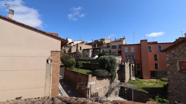 Byhus til salg i Moià - € 210.000 (Ref: 9420194)