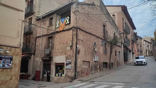 Byhus til salg i Moià - € 210.000 (Ref: 9420194)