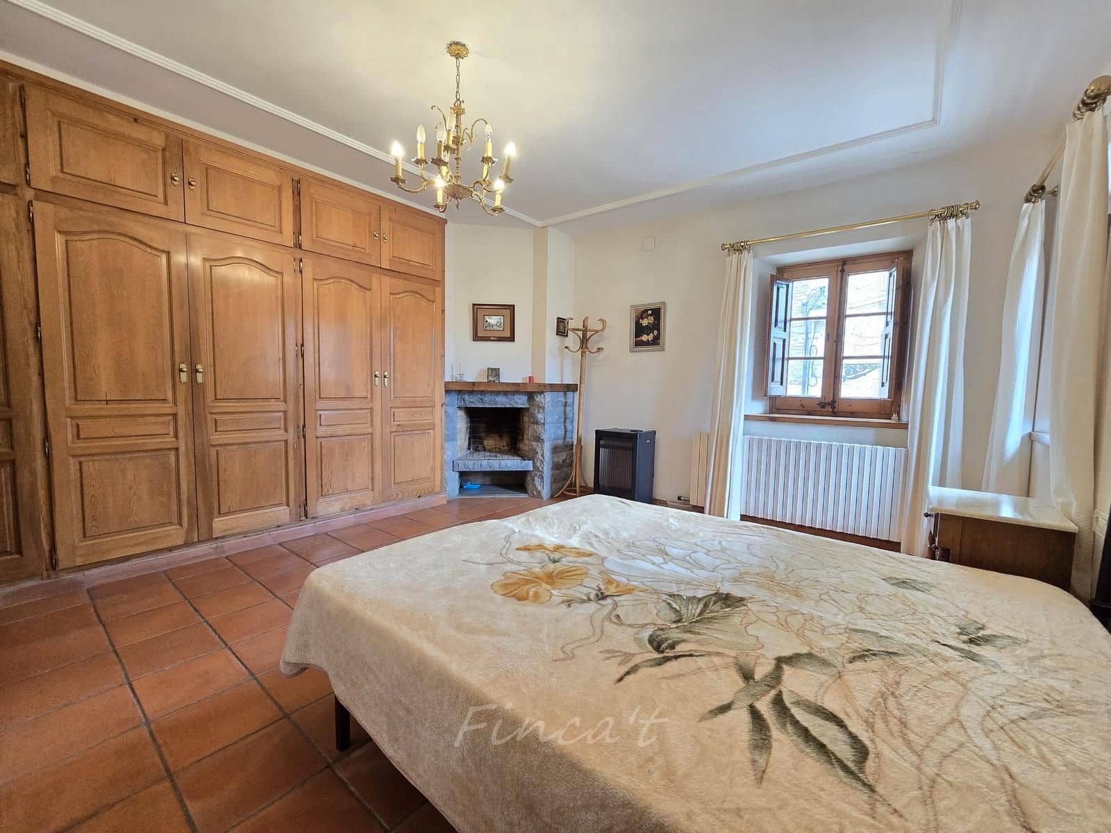 5 chambre Maison de Ville à vendre à Collsuspina avec garage - 630 000 € (Ref: 9420195)