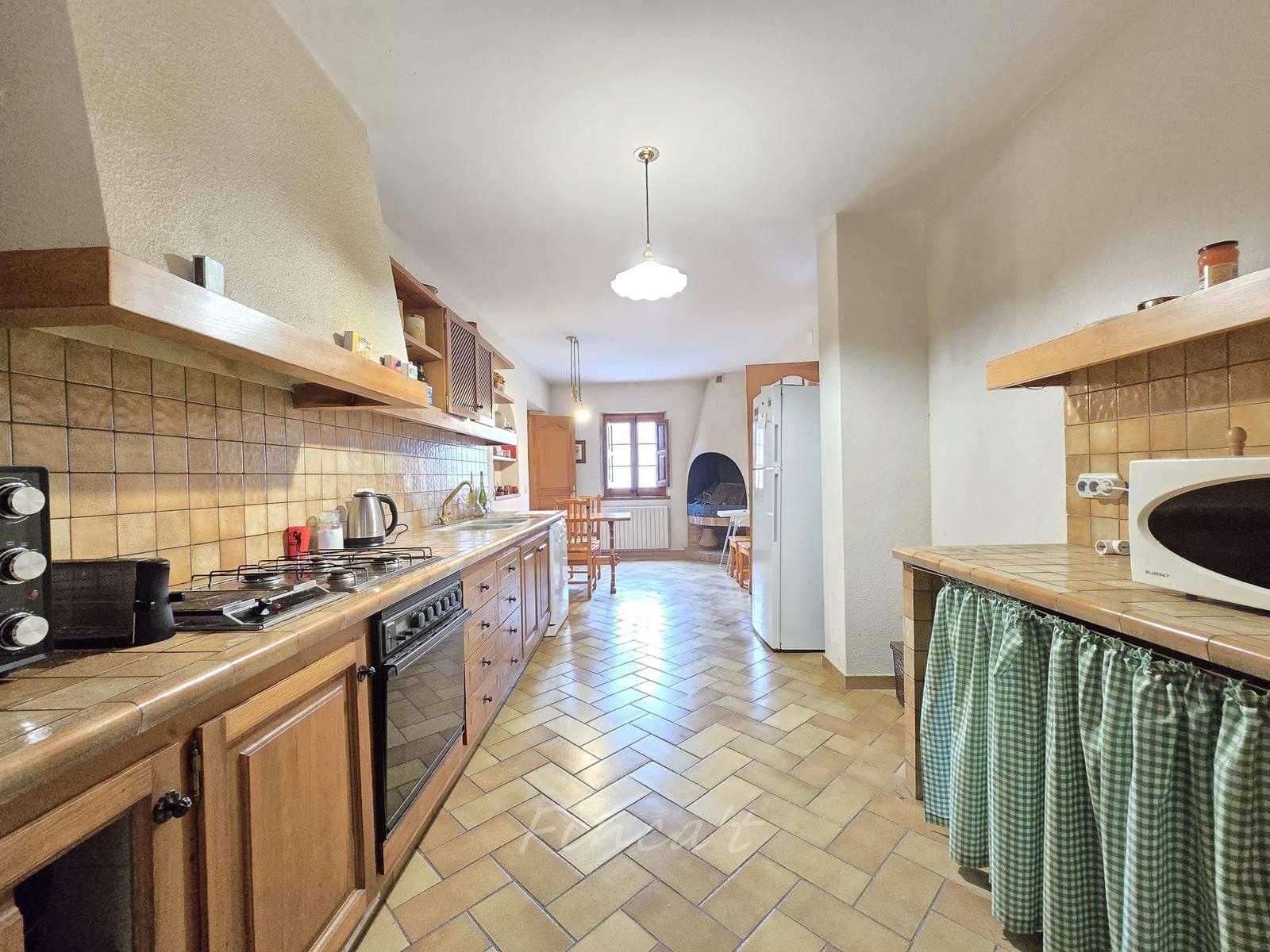 5 chambre Maison de Ville à vendre à Collsuspina avec garage - 630 000 € (Ref: 9420195)