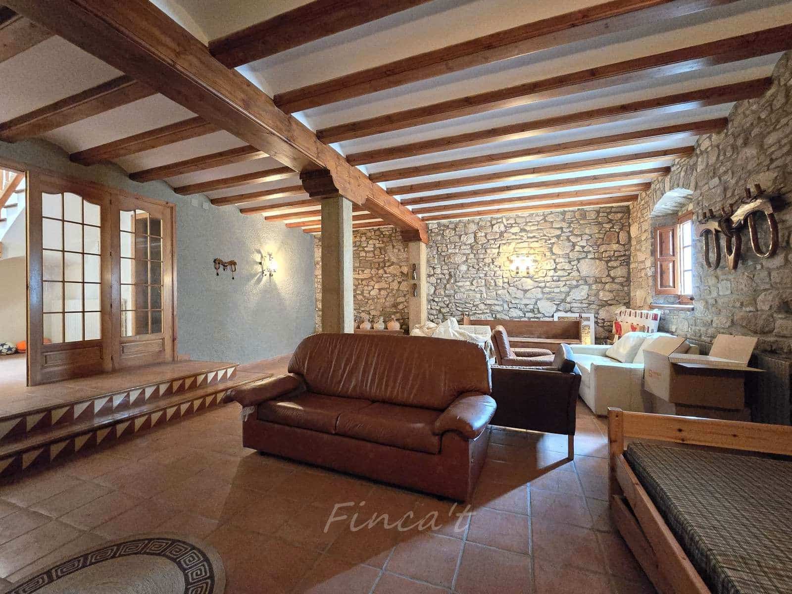 5 chambre Maison de Ville à vendre à Collsuspina avec garage - 630 000 € (Ref: 9420195)