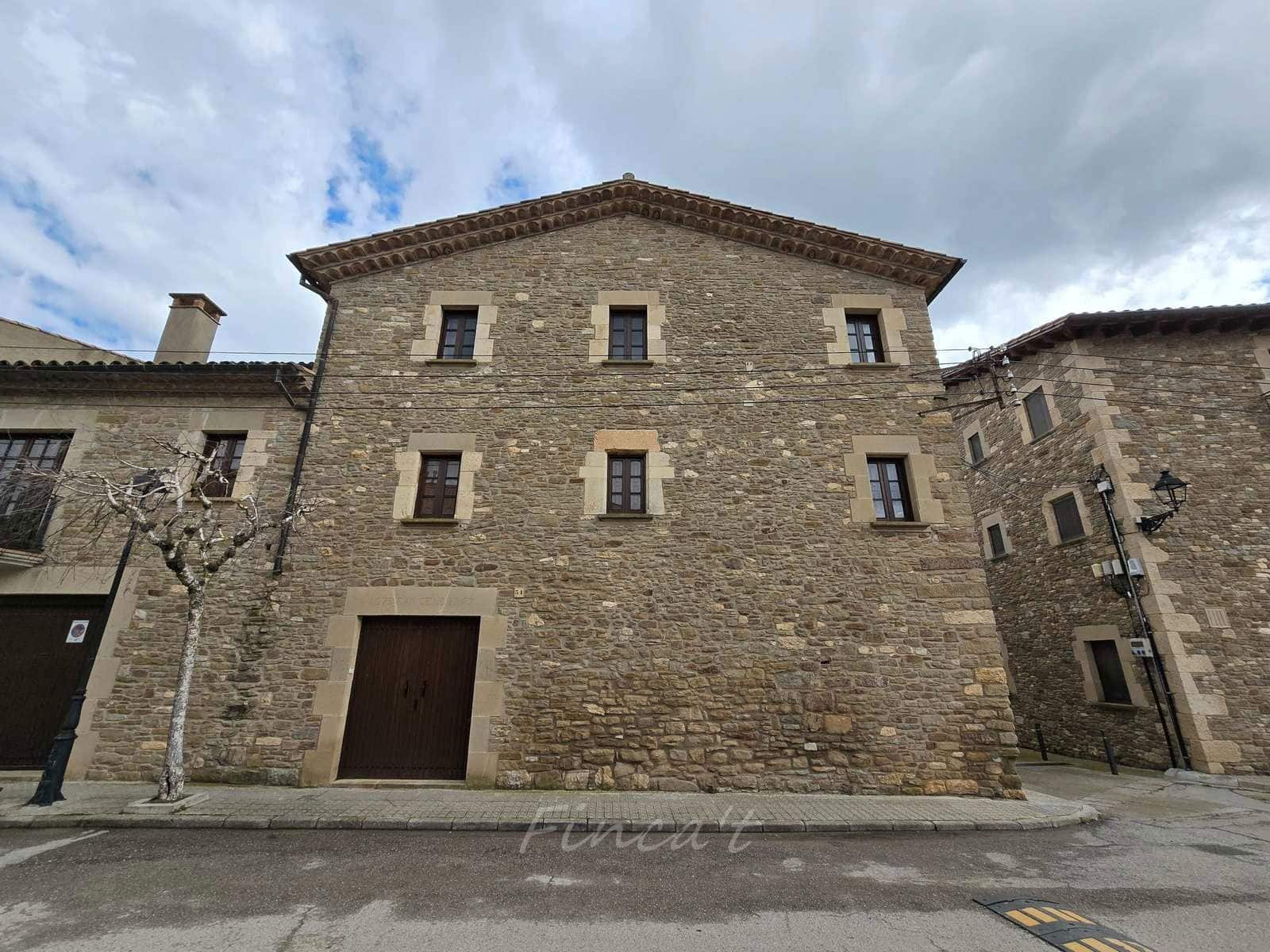 5 chambre Maison de Ville à vendre à Collsuspina avec garage - 630 000 € (Ref: 9420195)