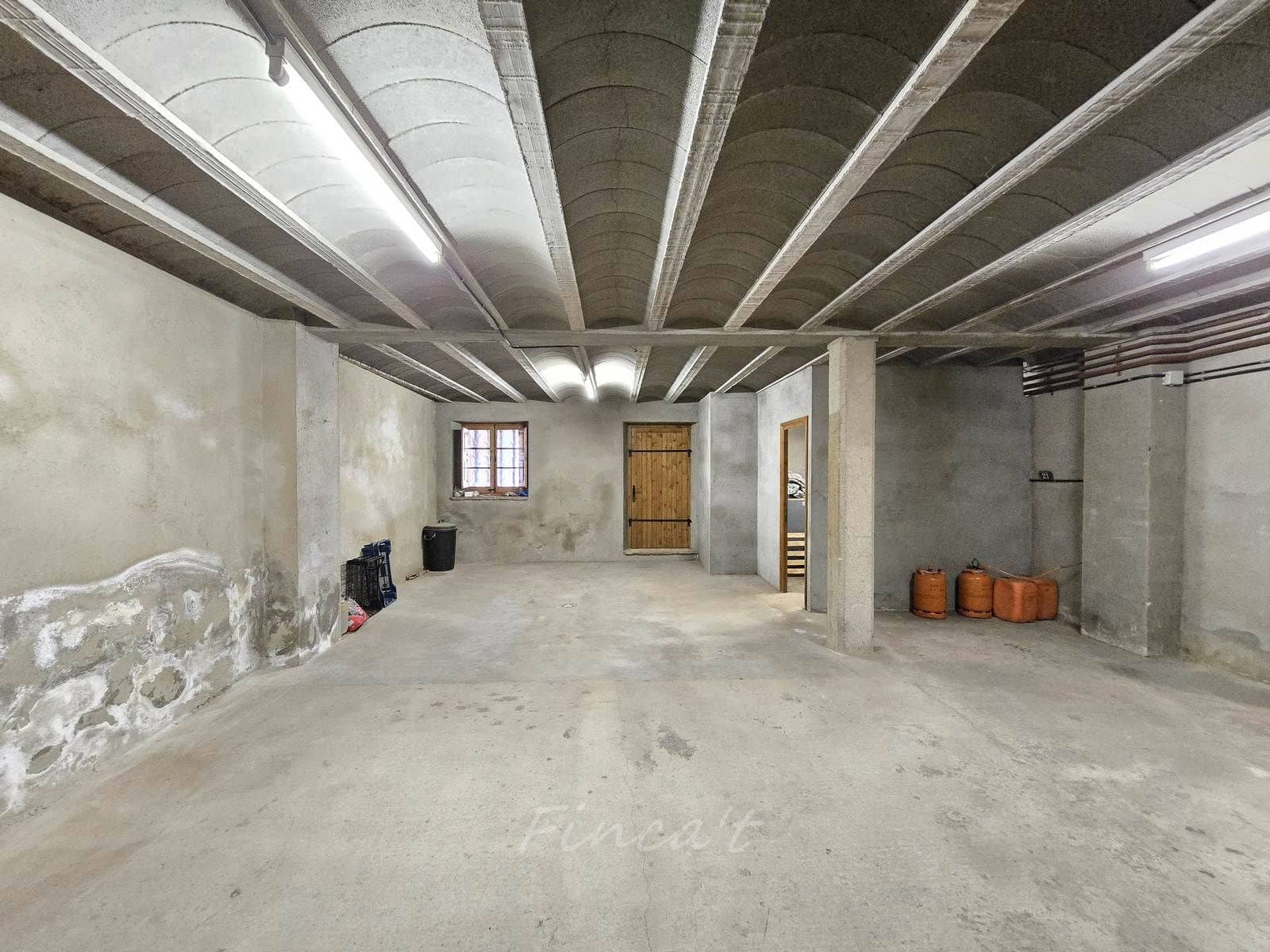 5 chambre Maison de Ville à vendre à Collsuspina avec garage - 630 000 € (Ref: 9420195)