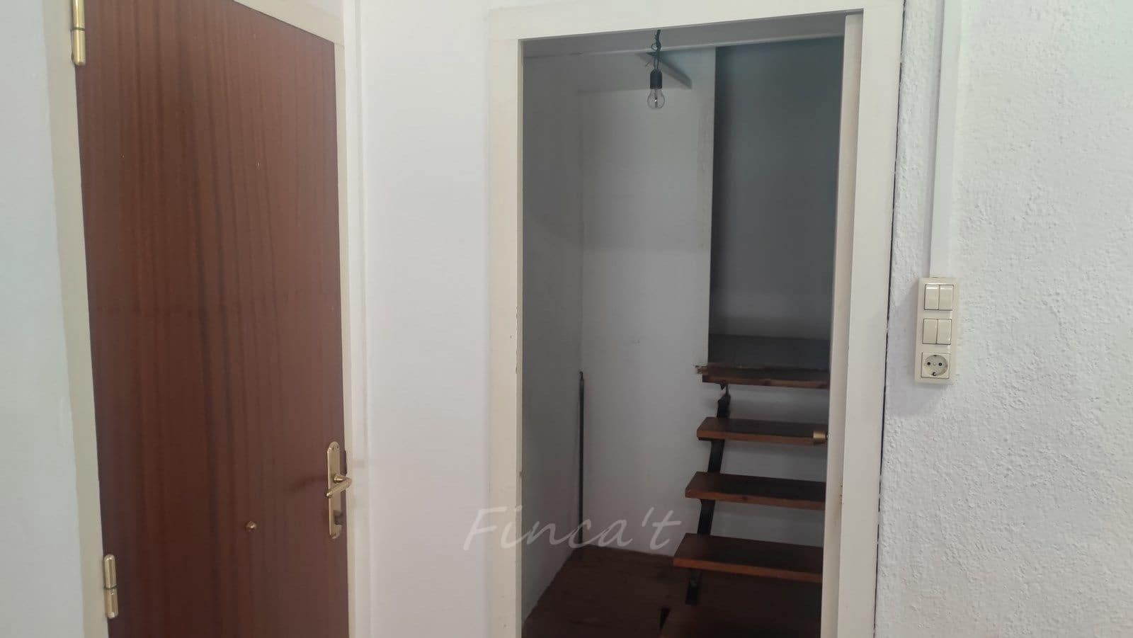 Komercyjne do wynajęcia w Moia - 375 € (Ref: 9420198)