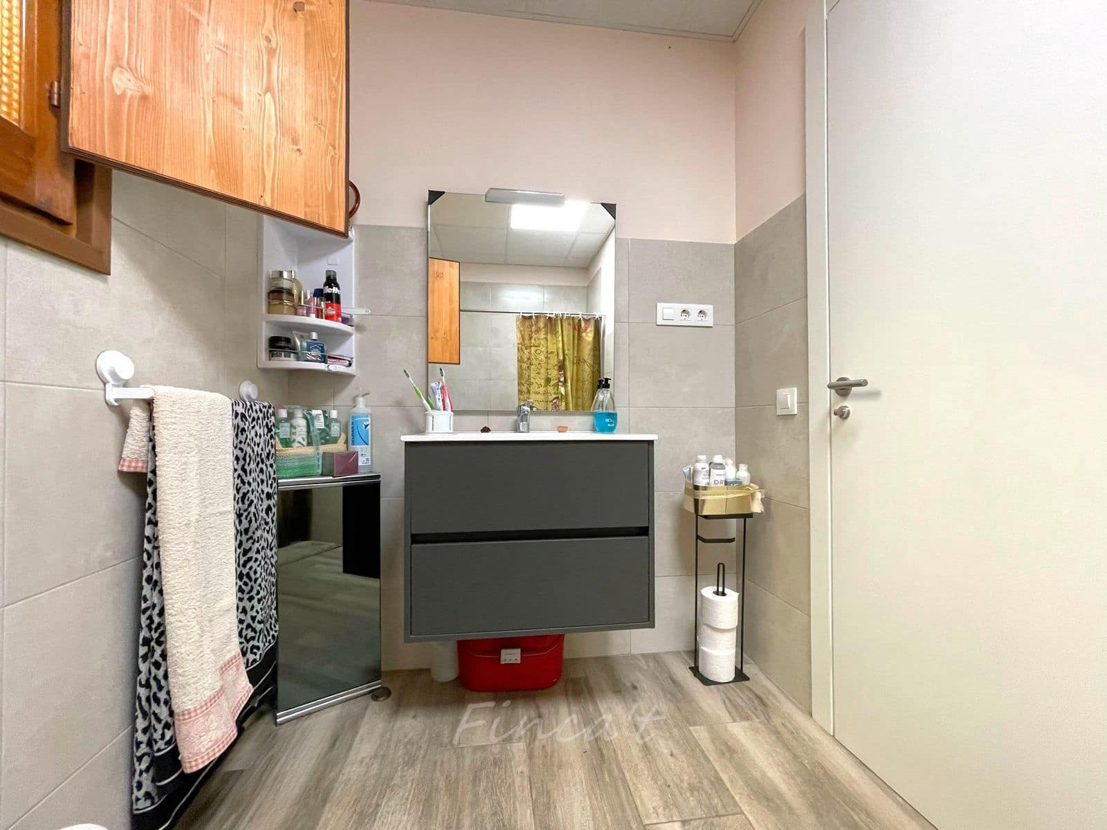 6 bedroom Townhouse for sale in Moia with pool - € 349,000 (Ref: 9420199)