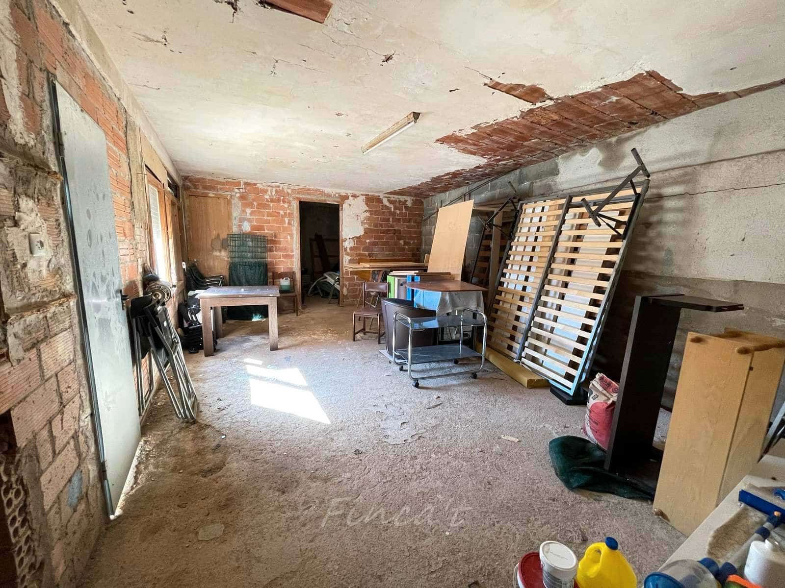 6 bedroom Townhouse for sale in Moia with pool - € 349,000 (Ref: 9420199)