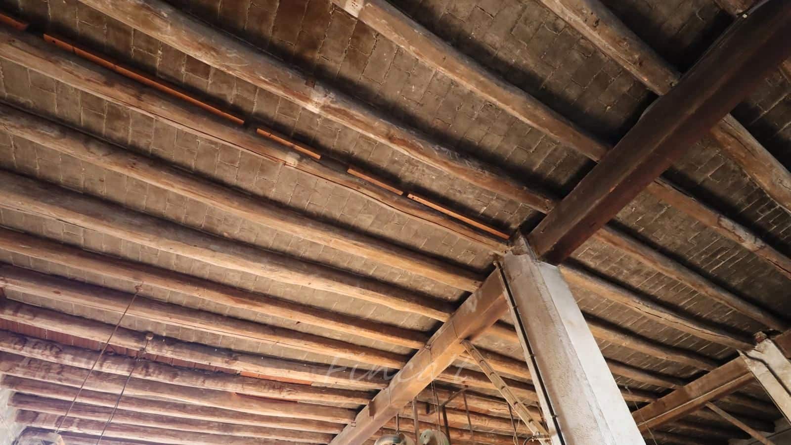 Commercial for sale in Moia - € 590,000 (Ref: 9420200)