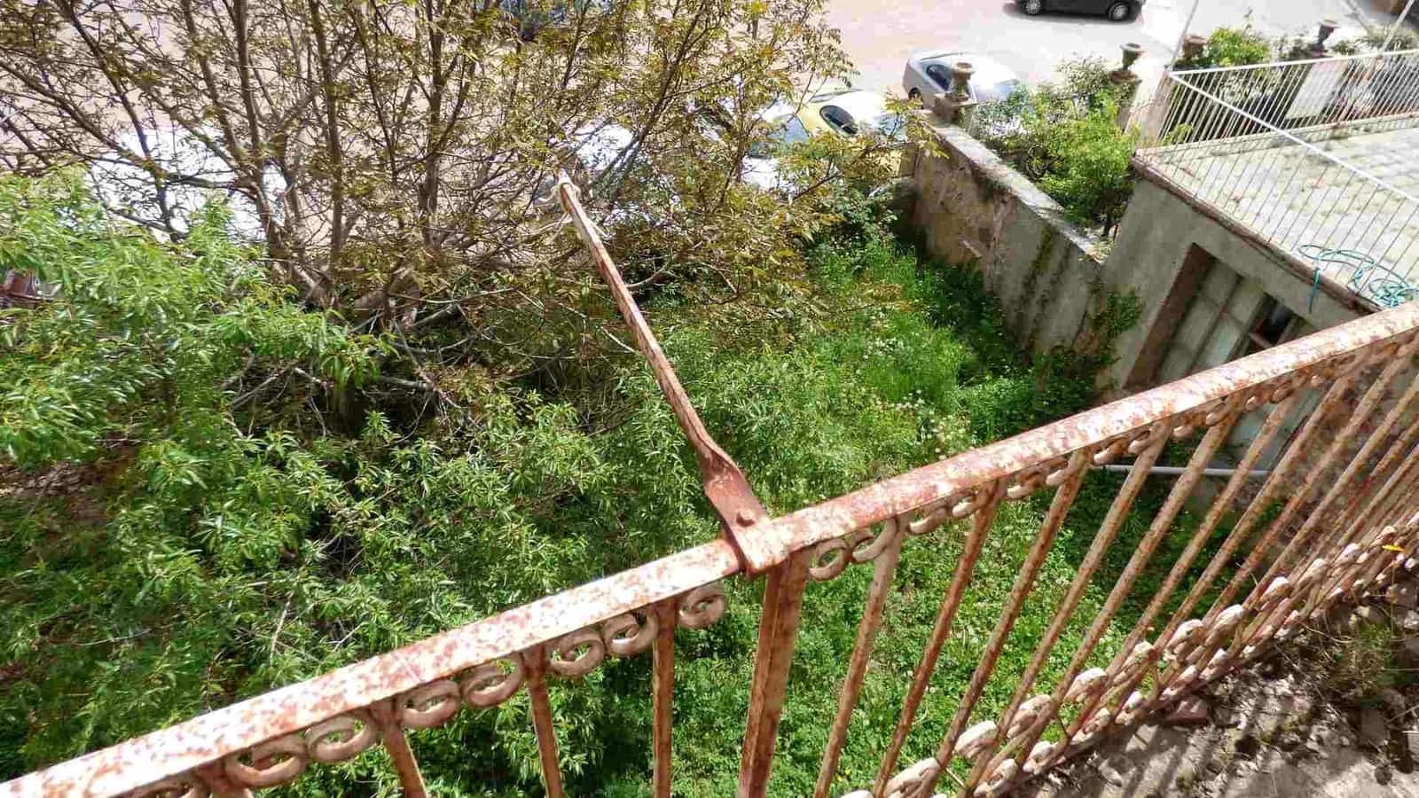 Townhouse for sale in Moia - € 150,000 (Ref: 9420201)