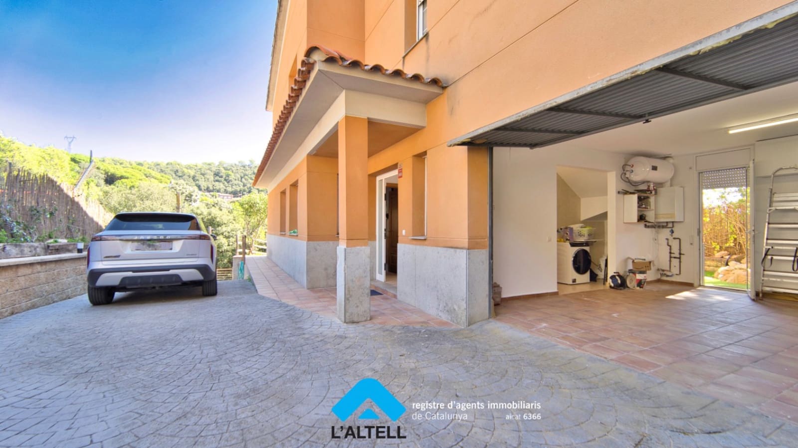 4 soverom Villa til salgs i L'Ametlla del Valles med svømmebasseng garasje - € 459 000 (Ref: 10077264)