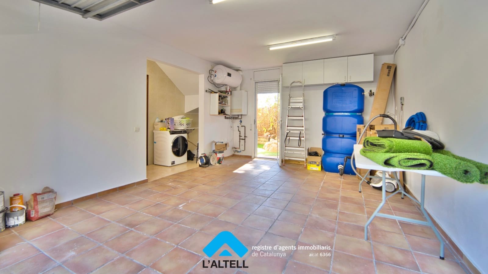 4 soverom Villa til salgs i L'Ametlla del Valles med svømmebasseng garasje - € 459 000 (Ref: 10077264)