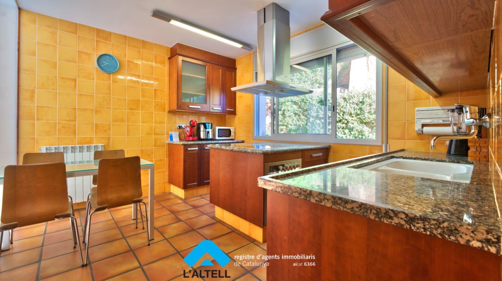 4 soverom Villa til salgs i L'Ametlla del Valles med garasje - € 495 000 (Ref: 10077265)