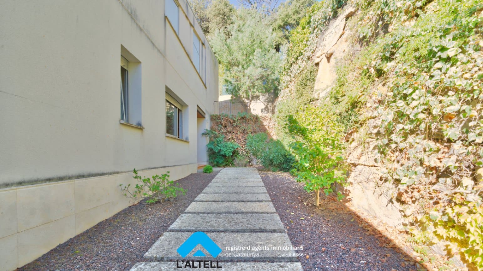 4 soverom Villa til salgs i L'Ametlla del Valles med garasje - € 495 000 (Ref: 10077265)