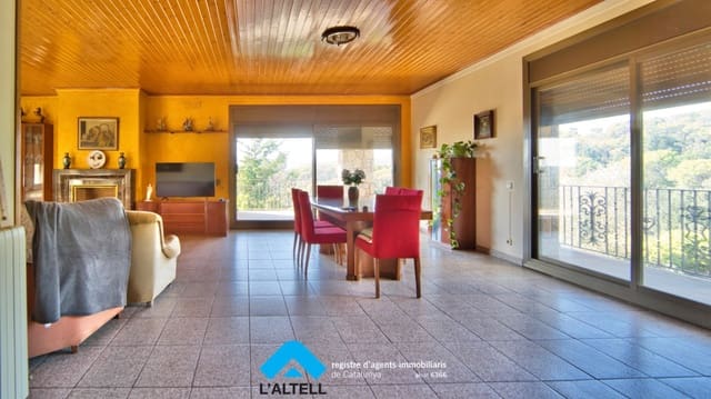 7 quarto Moradia para venda em L'Ametlla del Vallès com piscina garagem - 950 000 € (Ref: 10118434)