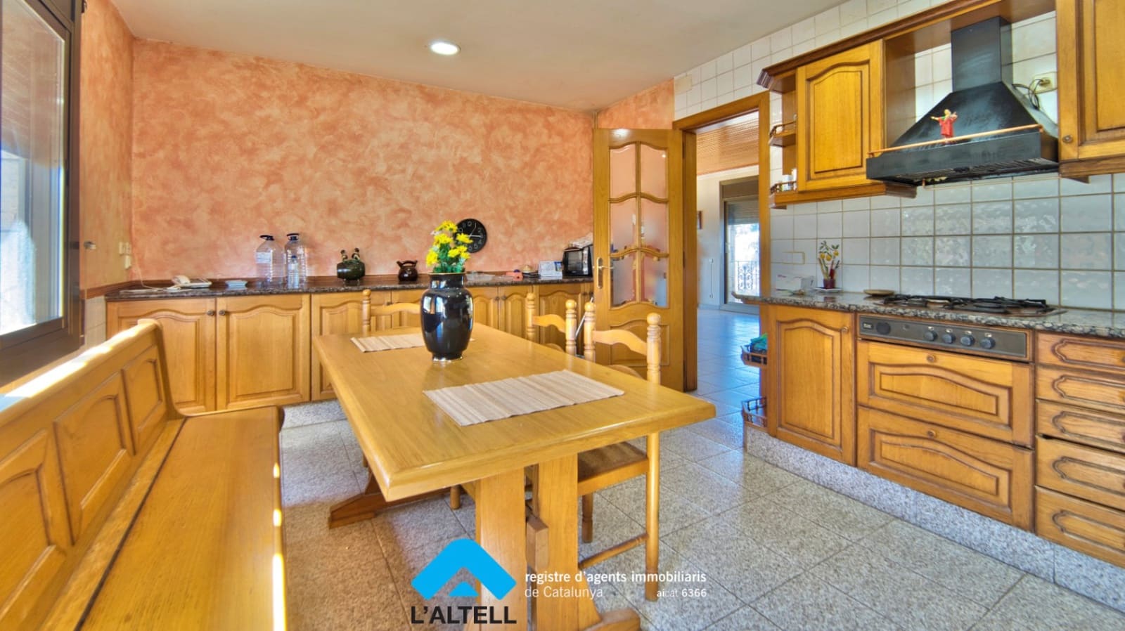 7 quarto Moradia para venda em L'Ametlla del Valles com piscina garagem - 950 000 € (Ref: 10118434)