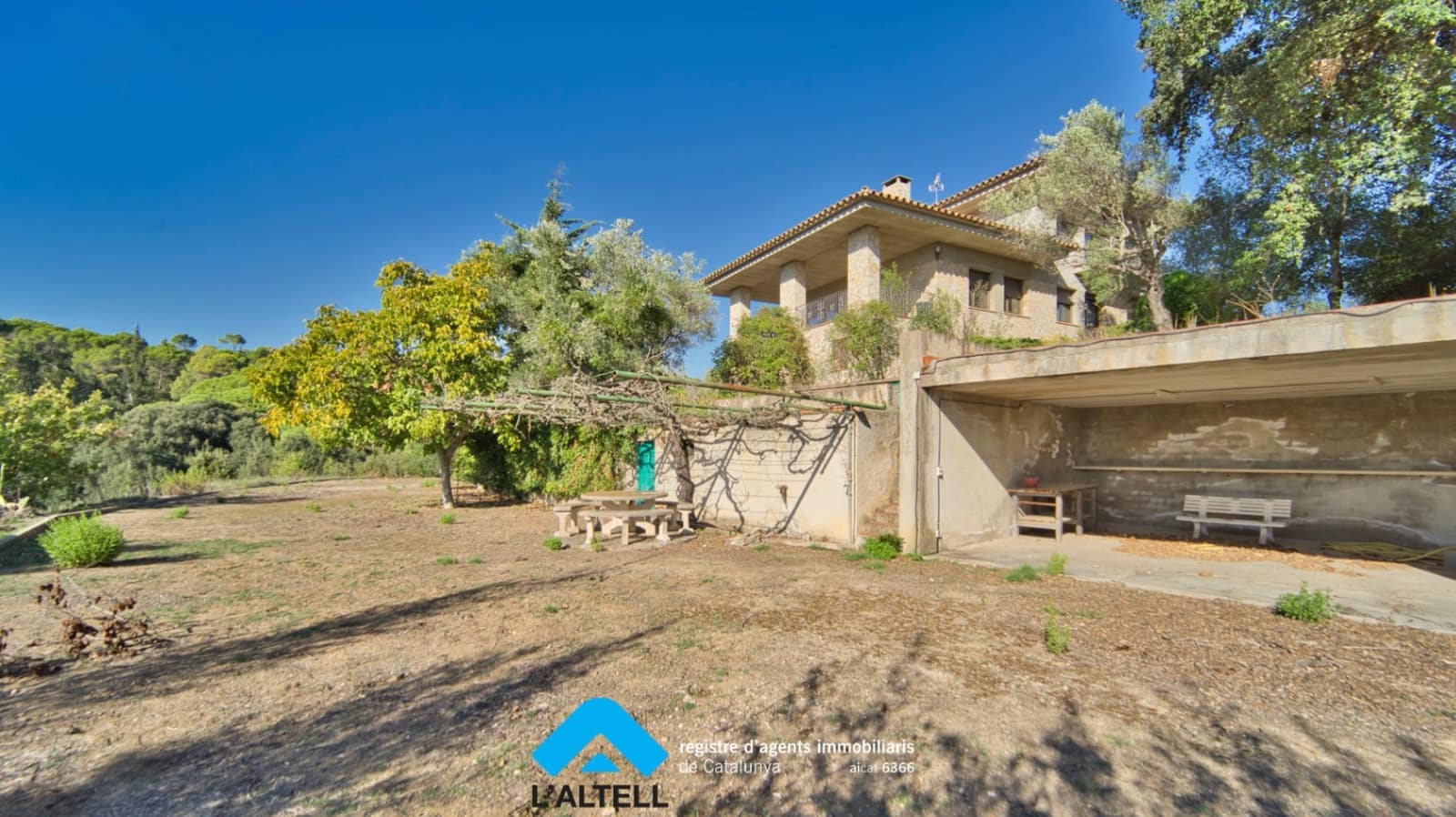 7 quarto Moradia para venda em L'Ametlla del Valles com piscina garagem - 950 000 € (Ref: 10118434)