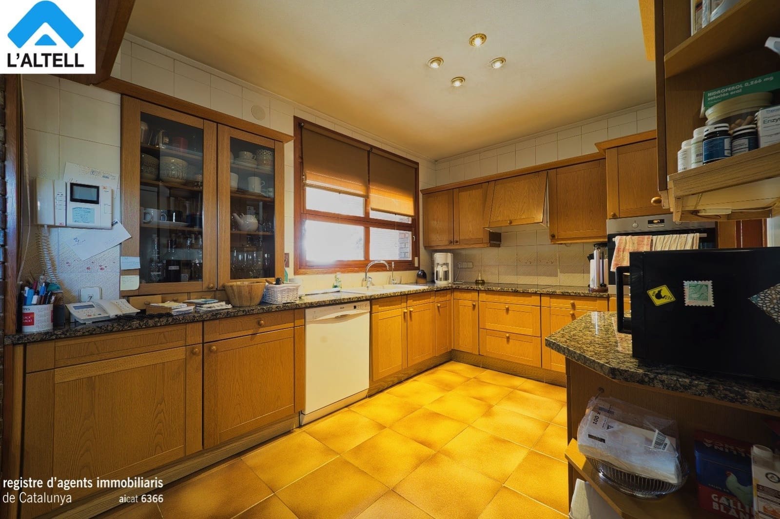 4 Zimmer Villa zu verkaufen in L'Ametlla del Valles mit Pool Garage - 1.047.000 € (Ref: 9219045)