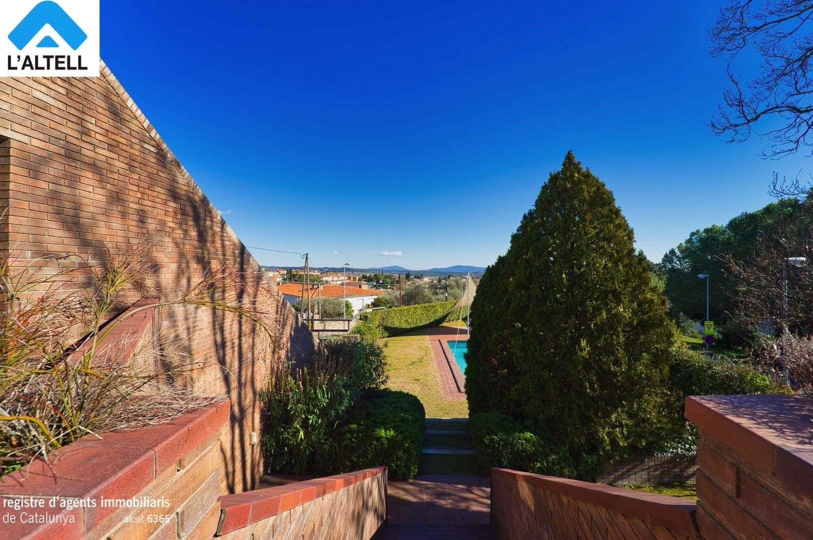 4 Zimmer Villa zu verkaufen in L'Ametlla del Valles mit Pool Garage - 1.047.000 € (Ref: 9219045)