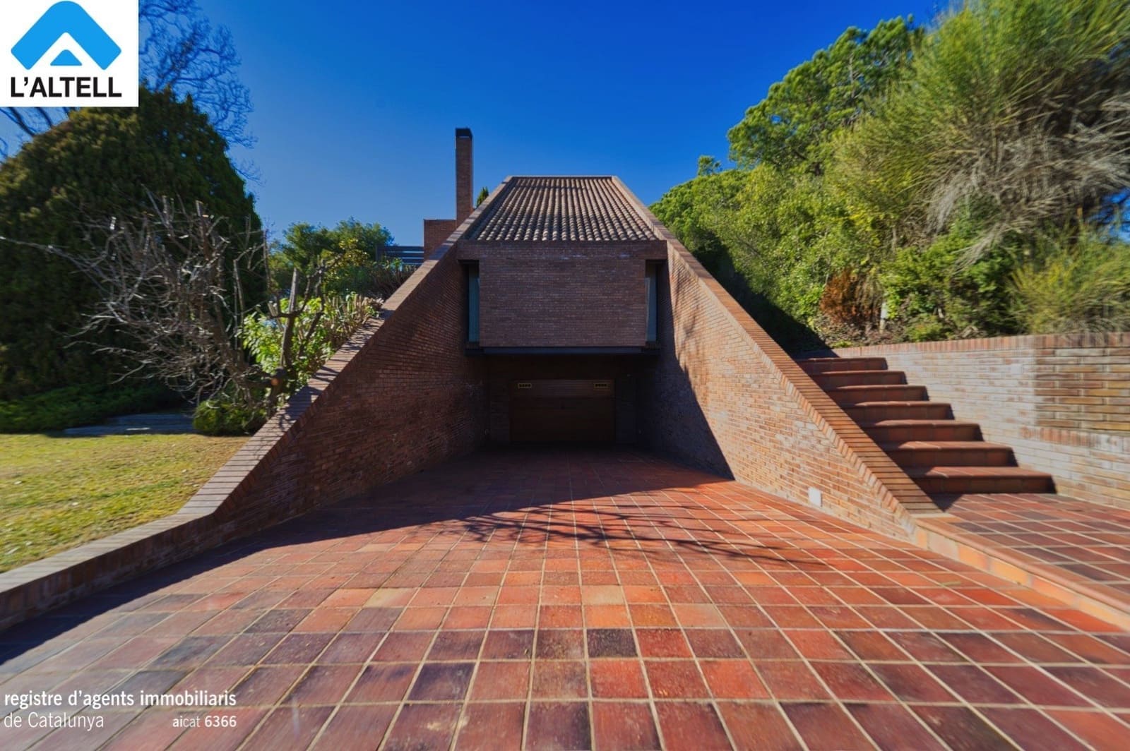 4 Zimmer Villa zu verkaufen in L'Ametlla del Valles mit Pool Garage - 1.047.000 € (Ref: 9219045)