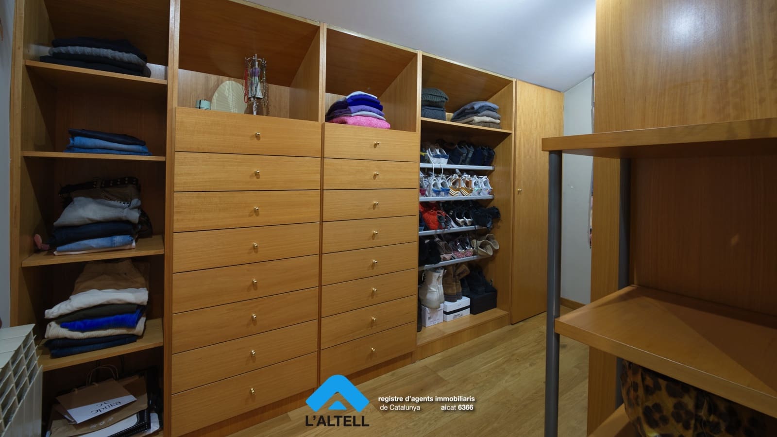 5 soveværelse Villa til salg i L'Ametlla del Valles med swimmingpool garage - € 875.000 (Ref: 9219047)