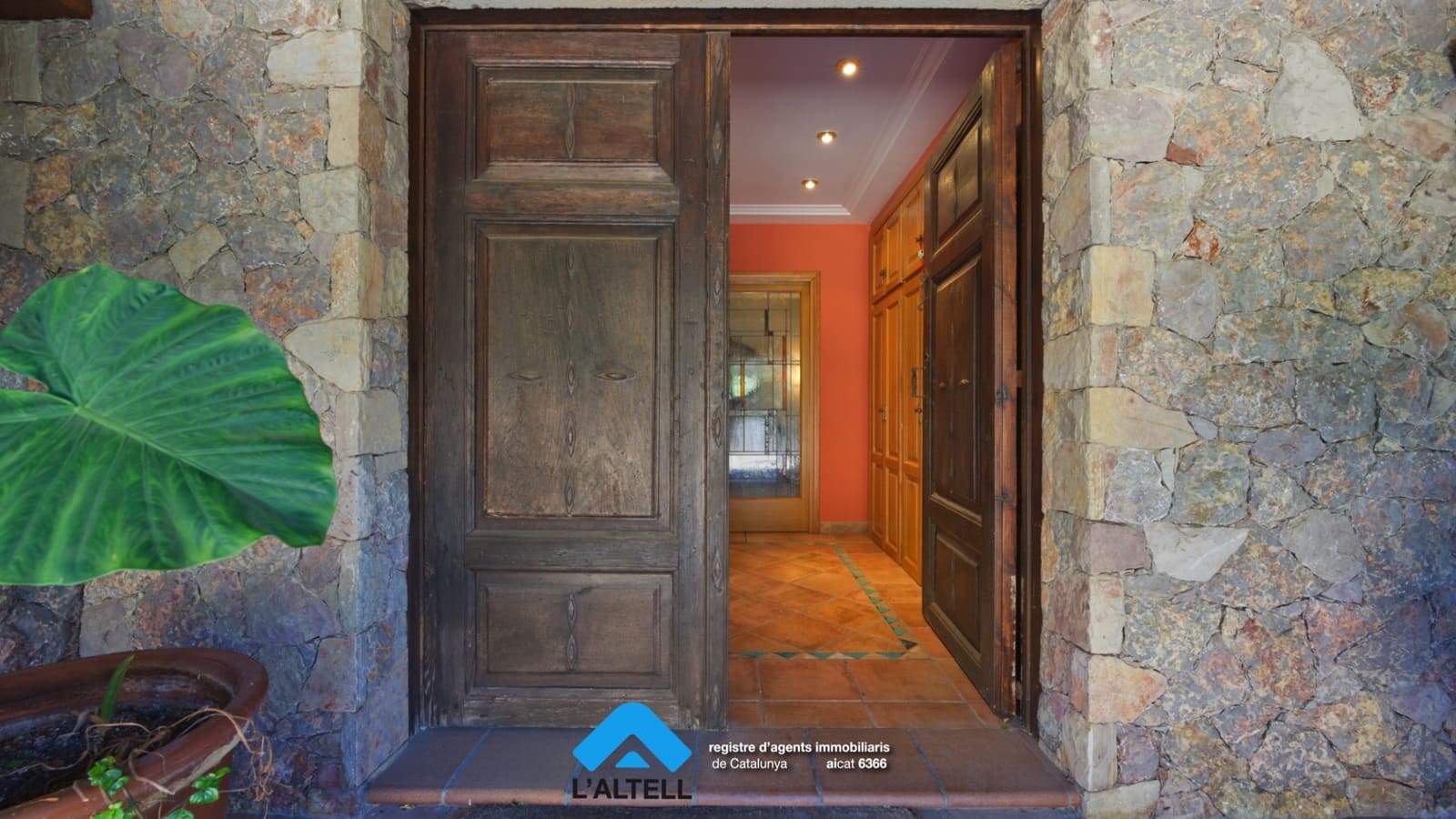 5 soveværelse Villa til salg i L'Ametlla del Valles med swimmingpool garage - € 875.000 (Ref: 9219047)