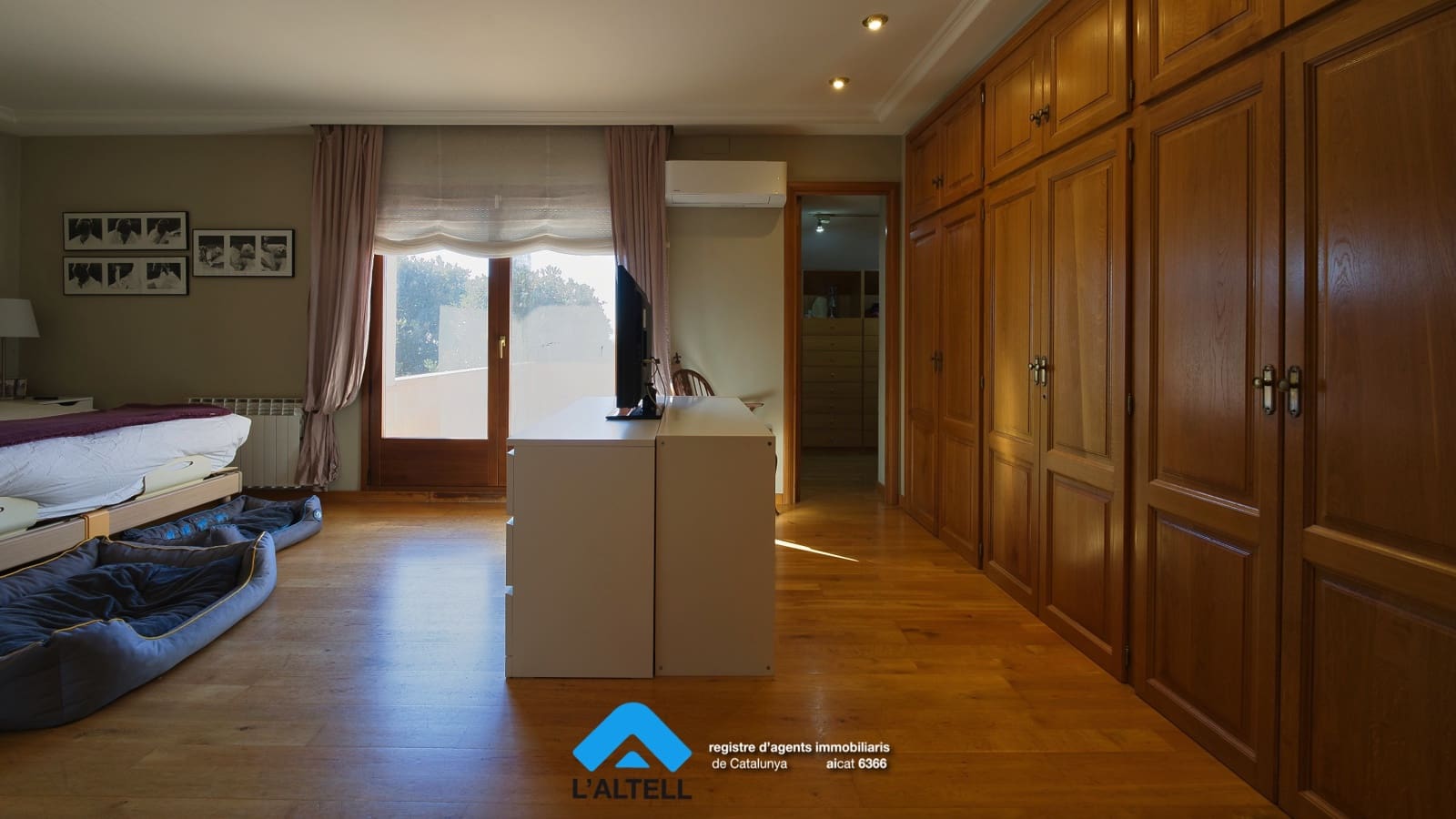 5 soveværelse Villa til salg i L'Ametlla del Valles med swimmingpool garage - € 875.000 (Ref: 9219047)