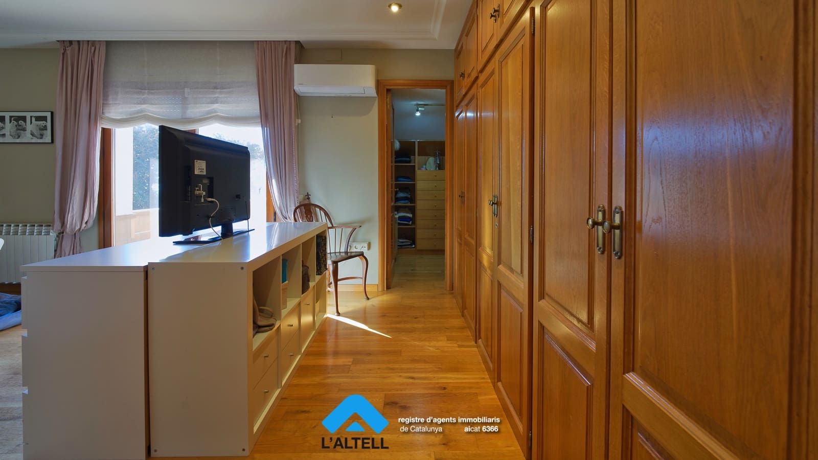 5 soveværelse Villa til salg i L'Ametlla del Valles med swimmingpool garage - € 875.000 (Ref: 9219047)