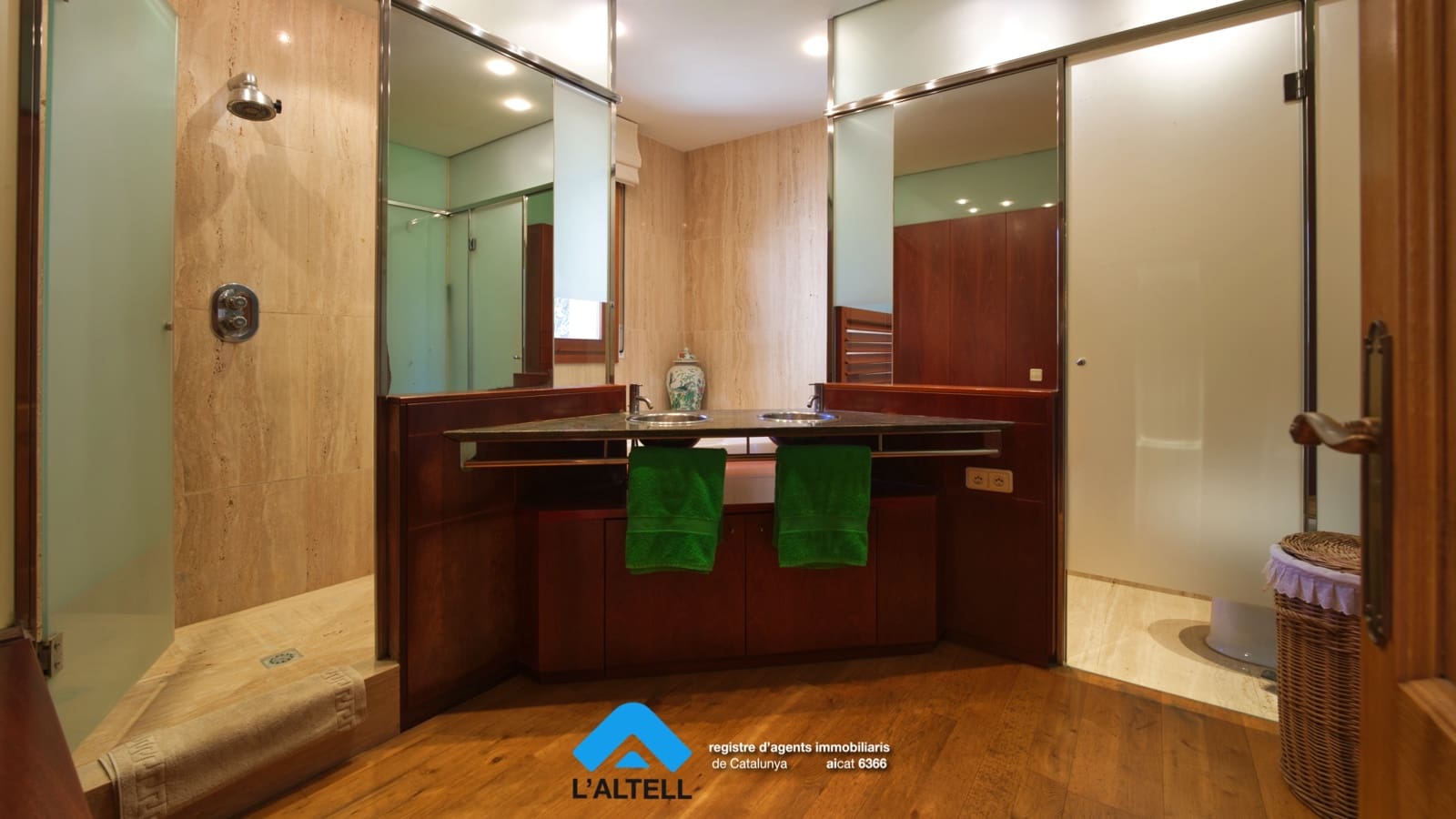 5 soveværelse Villa til salg i L'Ametlla del Valles med swimmingpool garage - € 875.000 (Ref: 9219047)